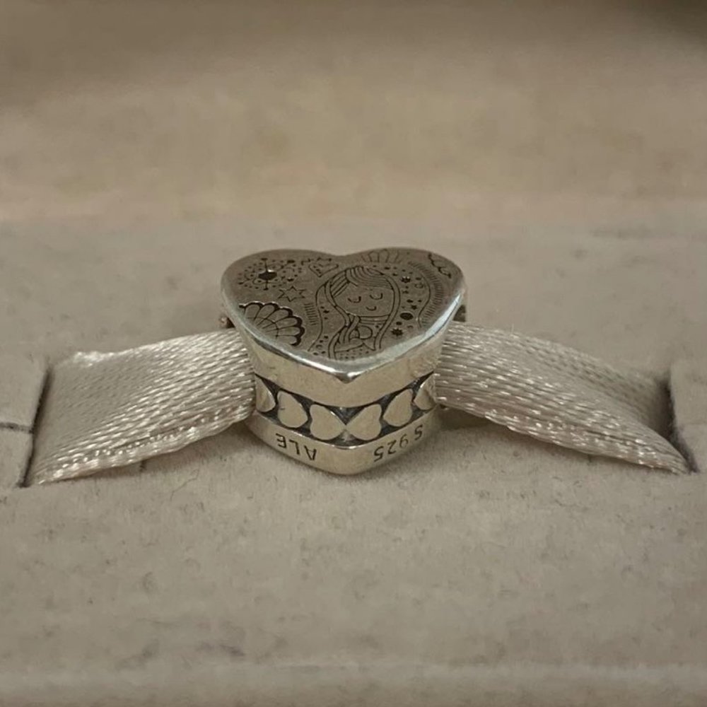 Pandora virgin Guadalupe charm - Picture 7 of 7